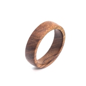 Кольцо из дерева 