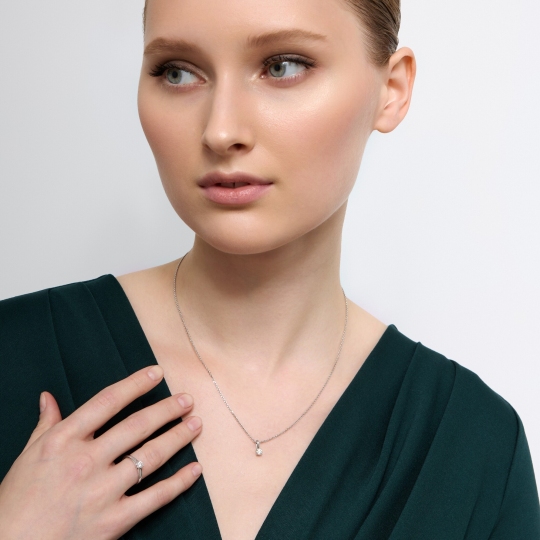 Подвеска из белого золота с бриллиантом 0,3 ct