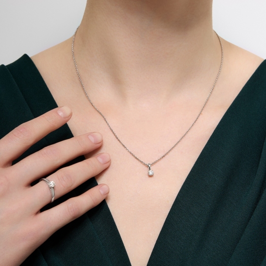 Кольцо из белого золота с бриллиантом 0,3 ct