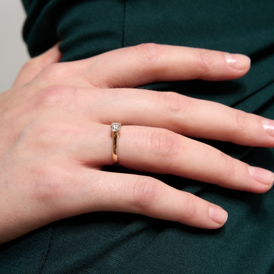 Кольцо из золота с бриллиантом 0,3 ct