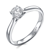 Кольцо из белого золота с бриллиантом