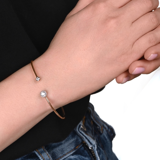 Браслет из золота с фианитами