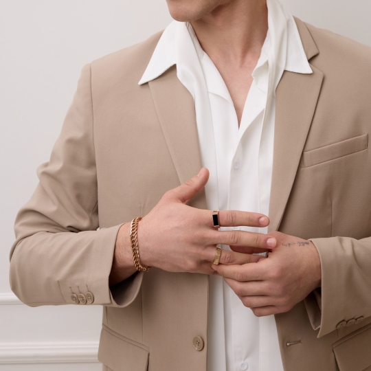 Кольцо-печатка из золота