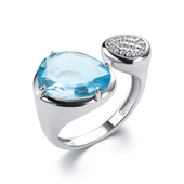 Кольцо из серебра с ювелирным кристаллом топаз Sky Blue и фианитами