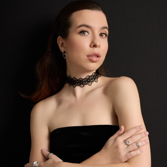 Асимметричные серьги из серебра с эмалью