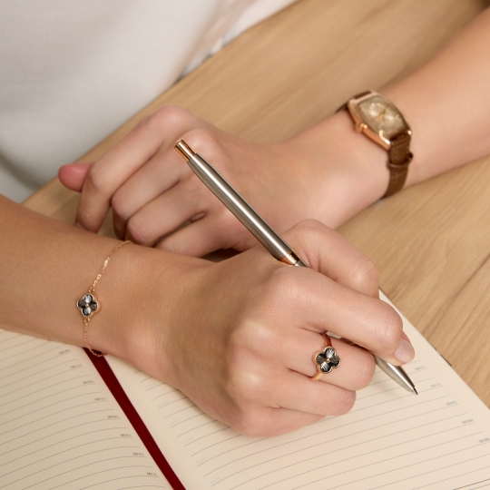 Ручка из серебра с позолотой