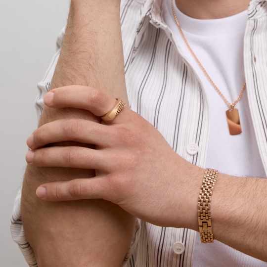 Кольцо-печатка из золота