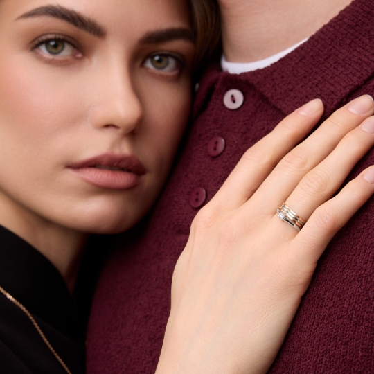 Обручальное кольцо из комбинированного золота