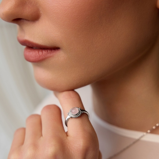 Кольцо из серебра с кварцем