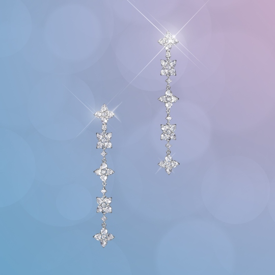 Серьги из серебра с фианитами