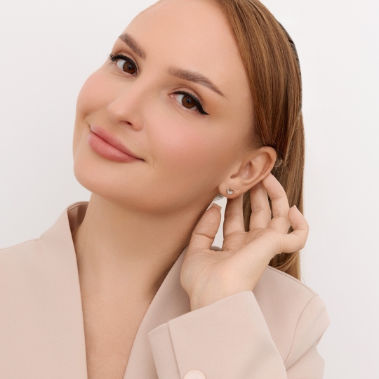Серьги из золота с фианитами