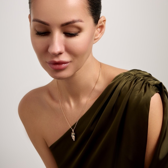 Подвеска из золота с фианитами 