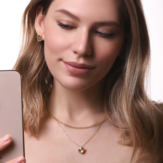 Серьги из лимонного золота