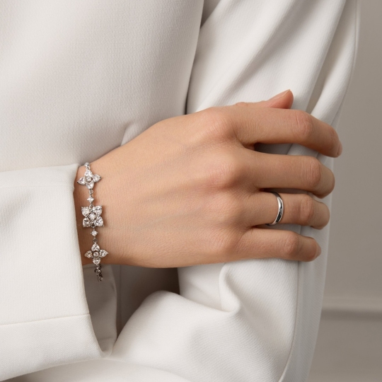 Обручальное кольцо из серебра