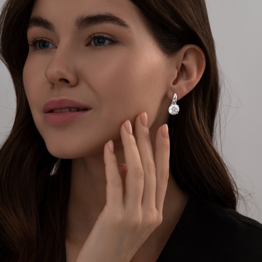Серьги из серебра с фианитами