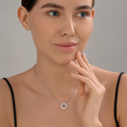 Колье из серебра с фианитами