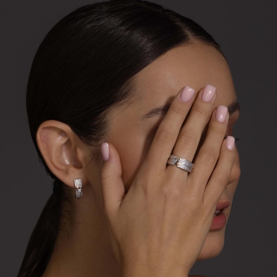 Серьги из серебра с бриллиантами