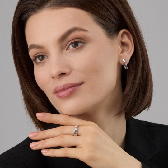 Серьги из серебра с золотой вставкой и бриллиантами
