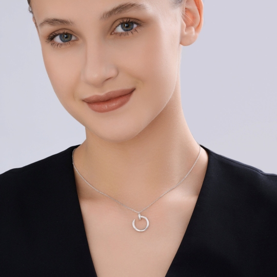Колье из серебра с фианитами