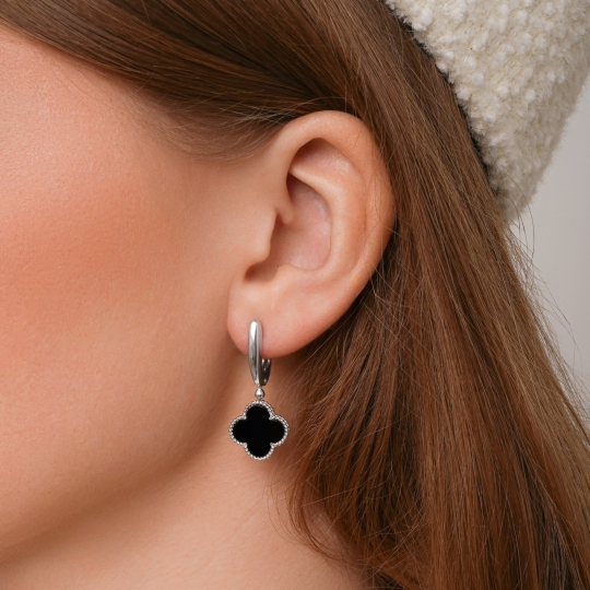 Серьги из серебра с ониксами