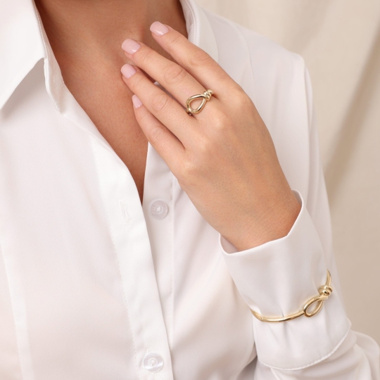 Браслет из лимонного золота