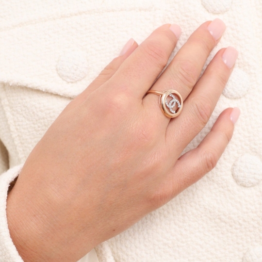 Кольцо из золота с фианитами