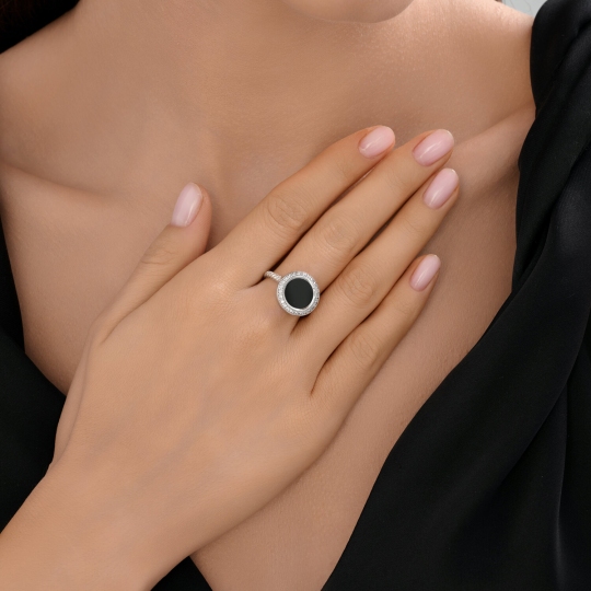 Кольцо из серебра с агатом и фианитами