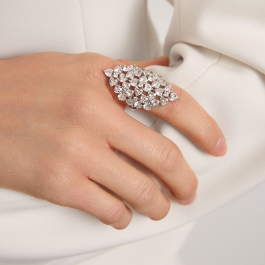 Кольцо из серебра с фианитами