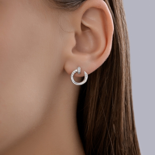 Серьги из серебра с фианитами