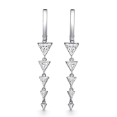 Серьги из серебра с фианитами