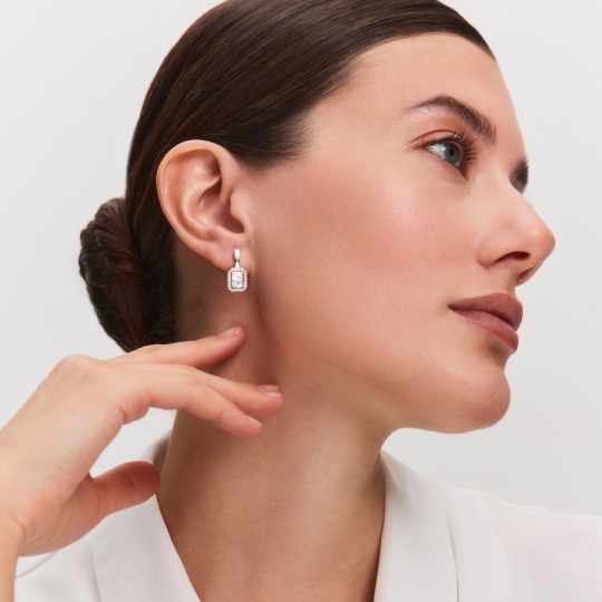 Серьги из серебра с фианитами