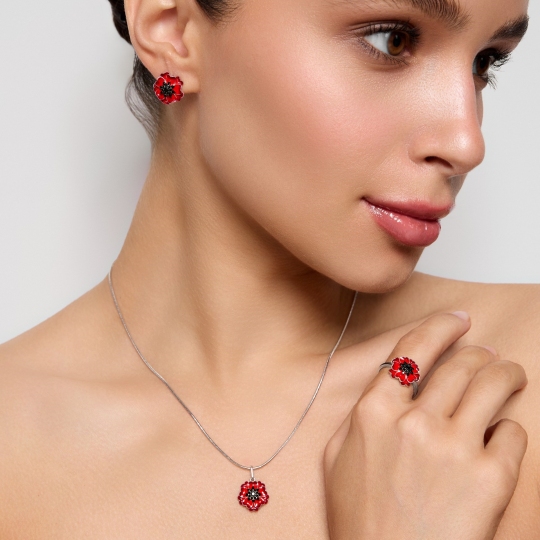 Кольцо из серебра с эмалью и фианитами