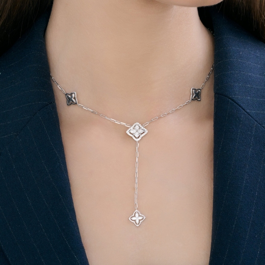 Колье из серебра с фианитами