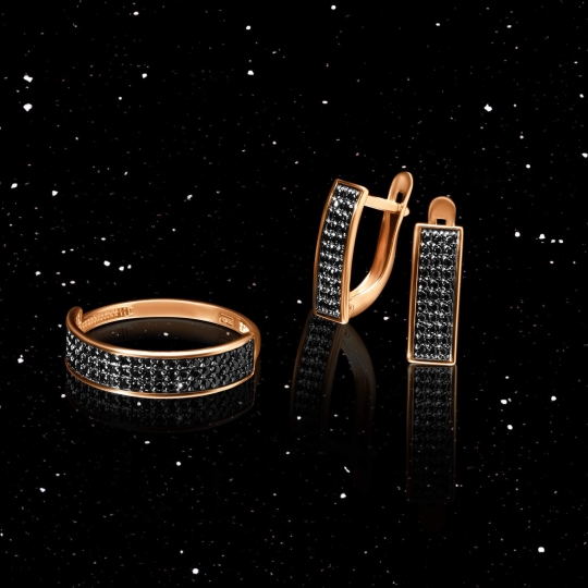 Серьги из золота с черными фианитами