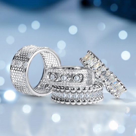 Кольцо из серебра с фианитами