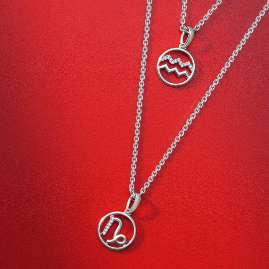 Подвеска из серебра с фианитами 