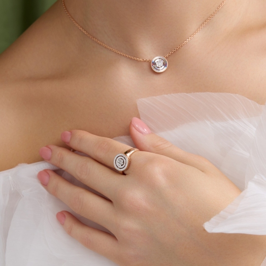 Кольцо из золота с бриллиантами