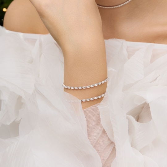 Браслет из серебра с фианитами