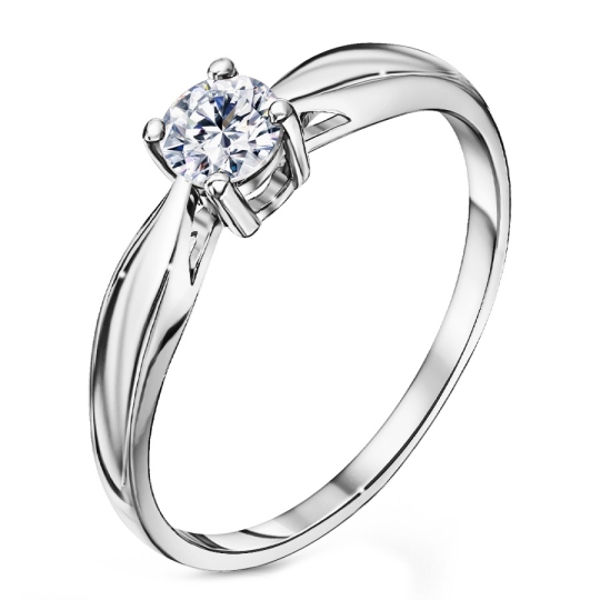 Кольцо из серебра с фианитом