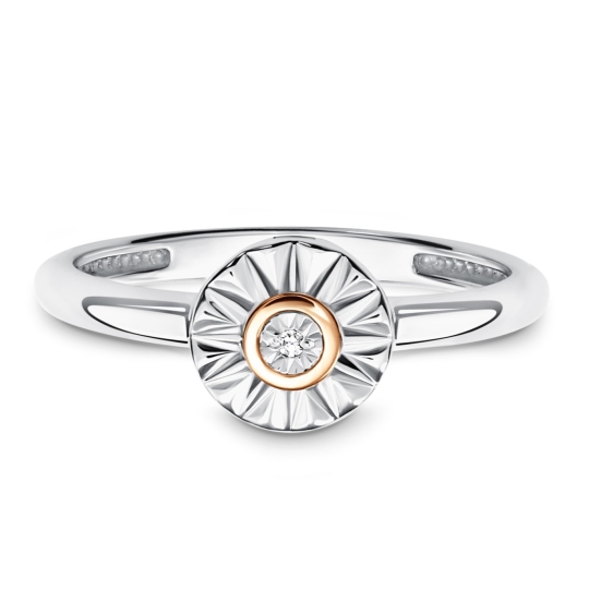 Кольцо из серебра с золотой вставкой и бриллиантом