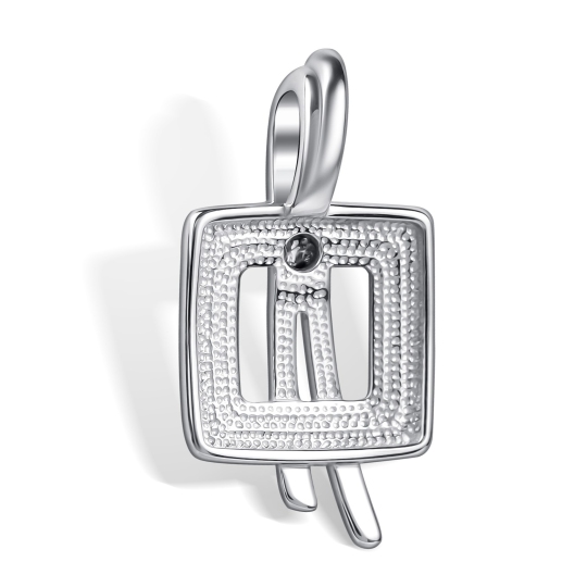 Подвеска из серебра с бриллиантом
