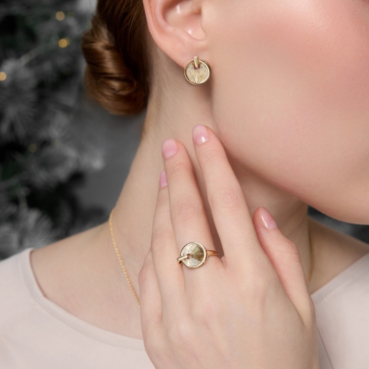 Серьги из лимонного золота с алмазной гранью