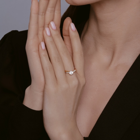 Кольцо из серебра с позолотой и фианитами