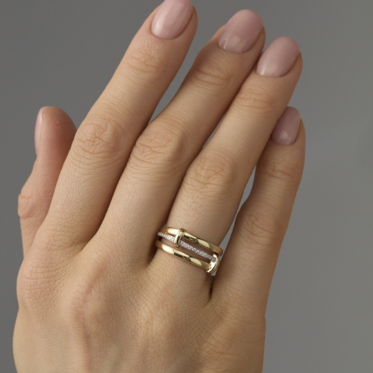 Кольцо из лимонного золота с бриллиантами