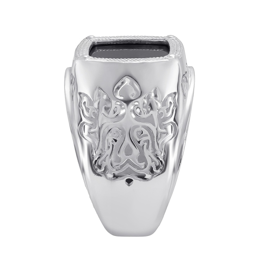 Кольцо-печатка из серебра с ониксом