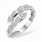 Кольцо из серебра с фианитами