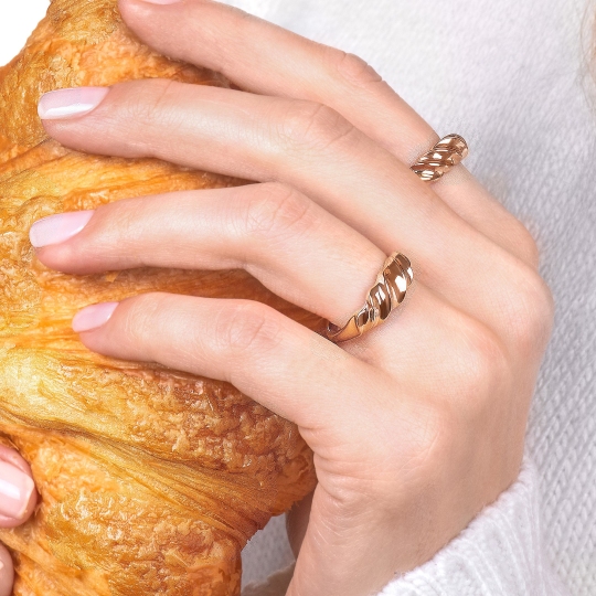 Кольцо из золота