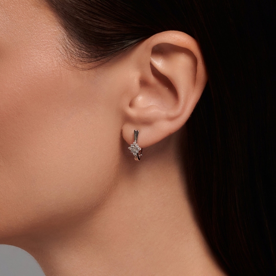 Серьги из белого золота с бриллиантами