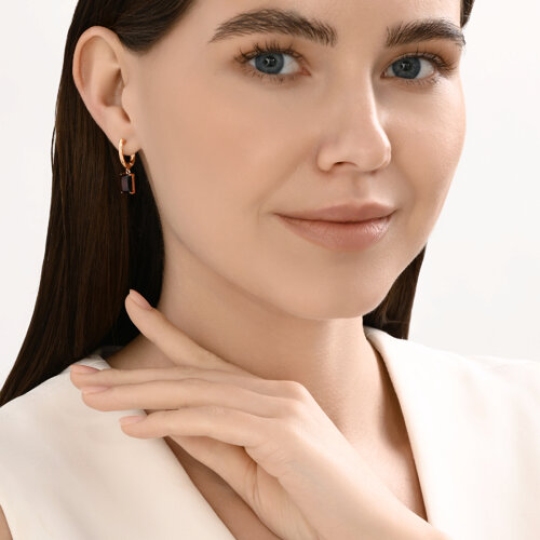 Серьги из серебра с позолотой и гранатами