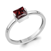 Кольцо из серебра с гранатом